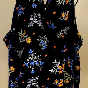 Beautiful Cold Shoulders Floral Blouse Sz 2X Very Gently worn